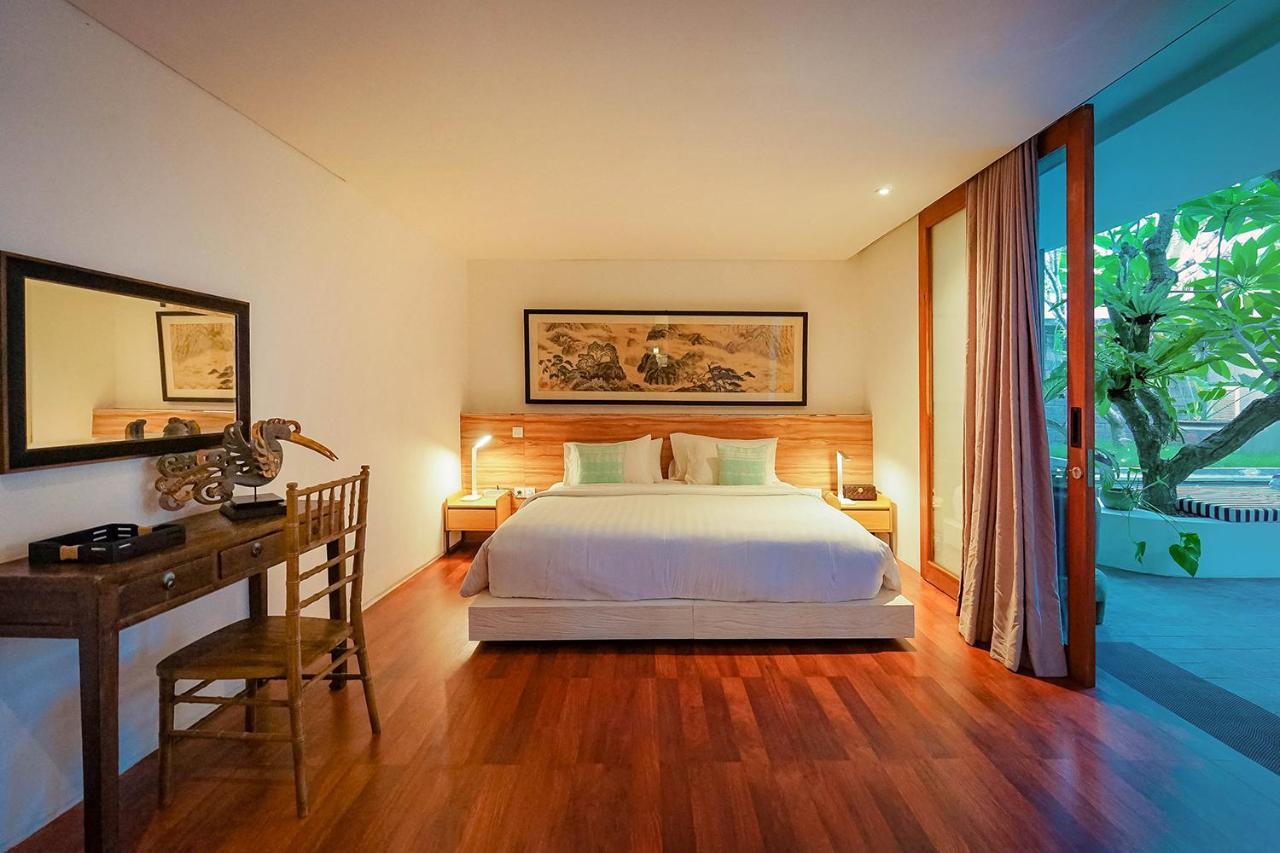 Bias Villa Seminyak Exterior photo