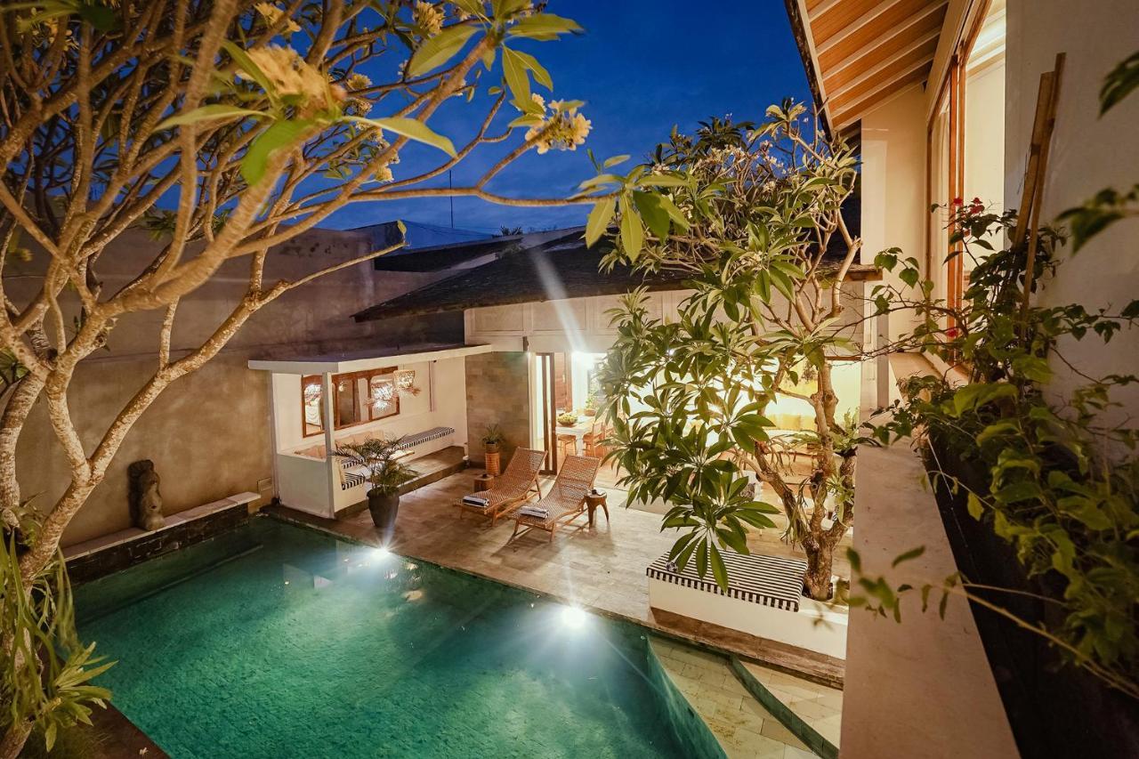 Bias Villa Seminyak Exterior photo