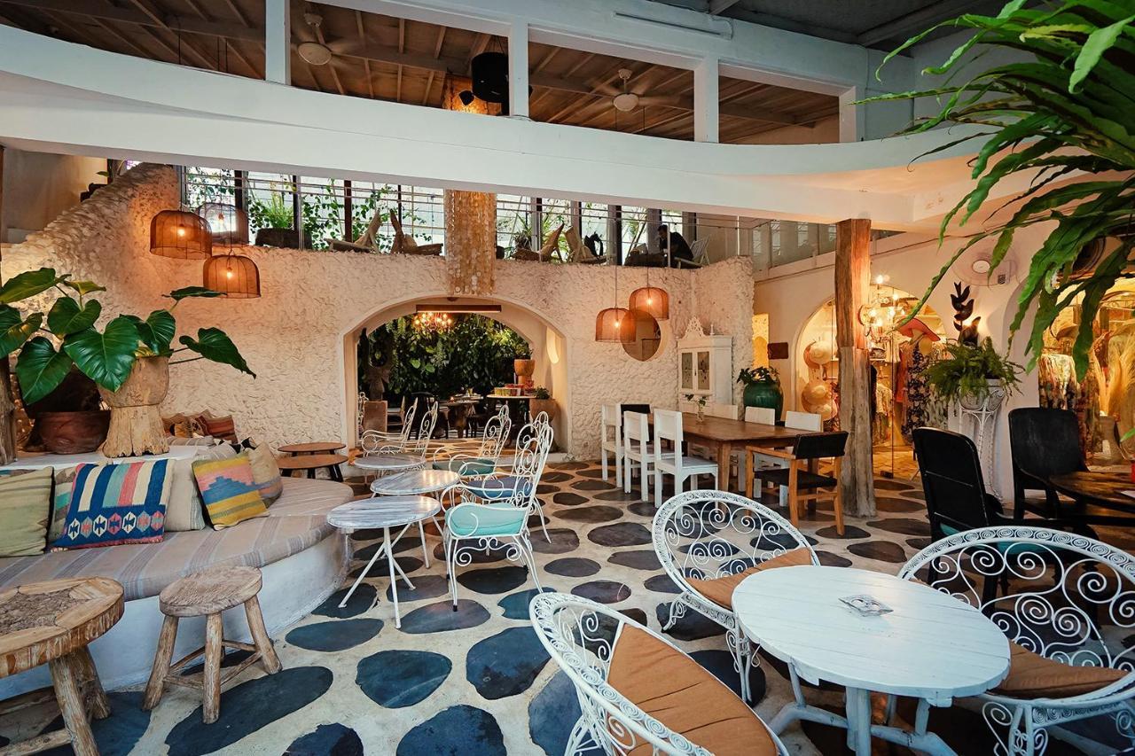 Bias Villa Seminyak Exterior photo